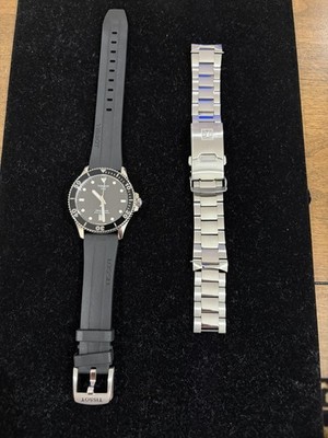 Tissot Seastar 1000 Black Stainless Steel Men's Watch Quartz 40mm