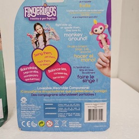 Fingerlings Allec The Purrrfect Panther Interactive Playset with Mini Cub+Monkey