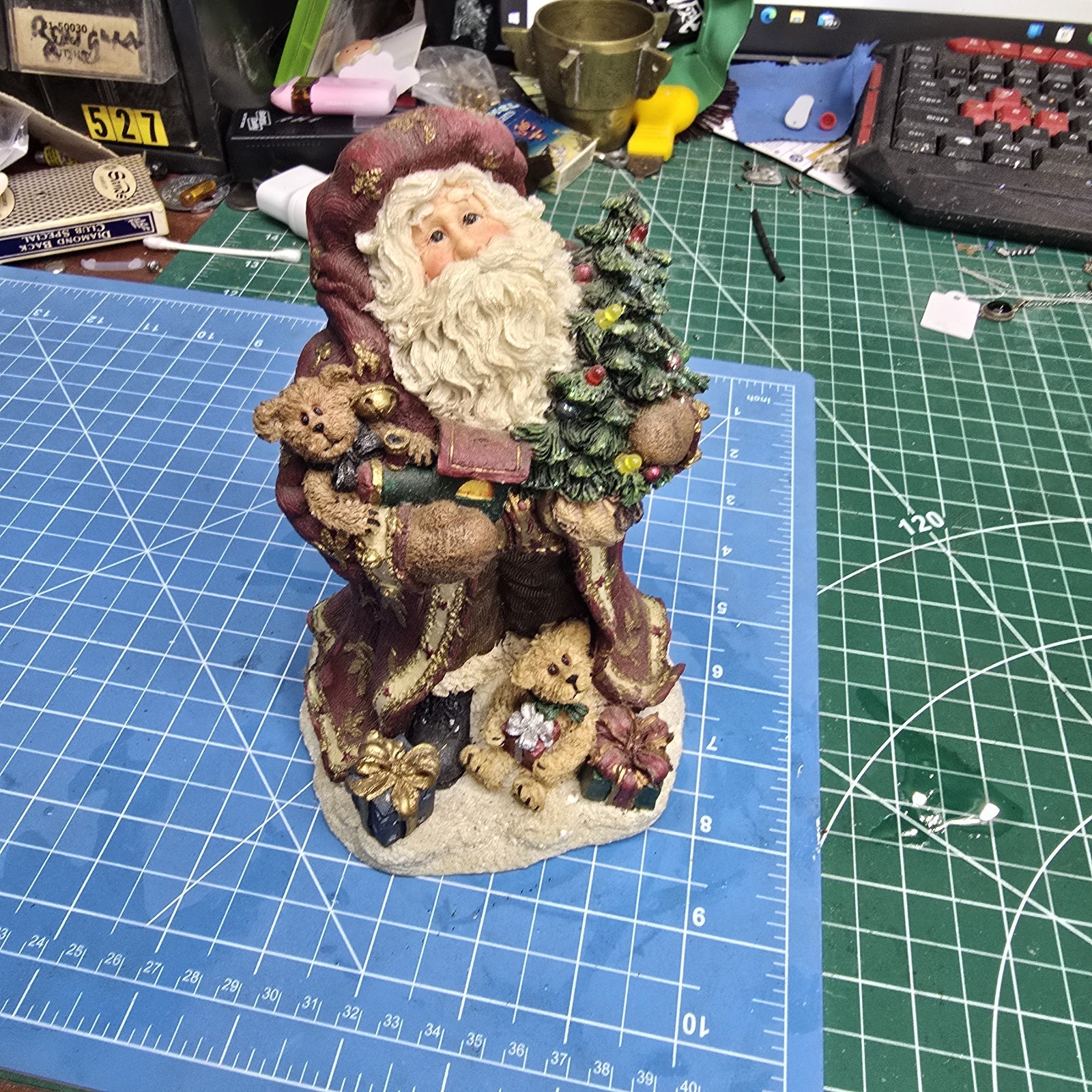 Vintage Boyd's Bears And Friends Santa Claus Statue