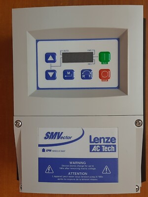 Lenze 8200 SMV Vector Frequenzumrichter 2,2 Kw. - Typ: ESV222N02YXC - Brandneu