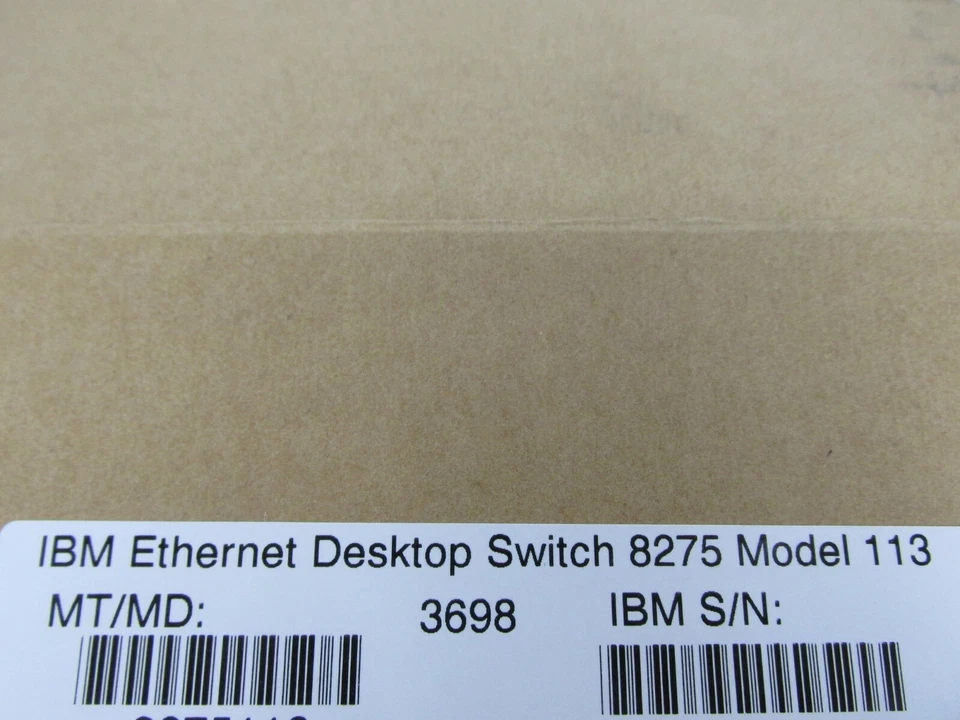 IBM 8275-113 Fast Ethernet Desktop Switch 12-port - Image 3 of 4