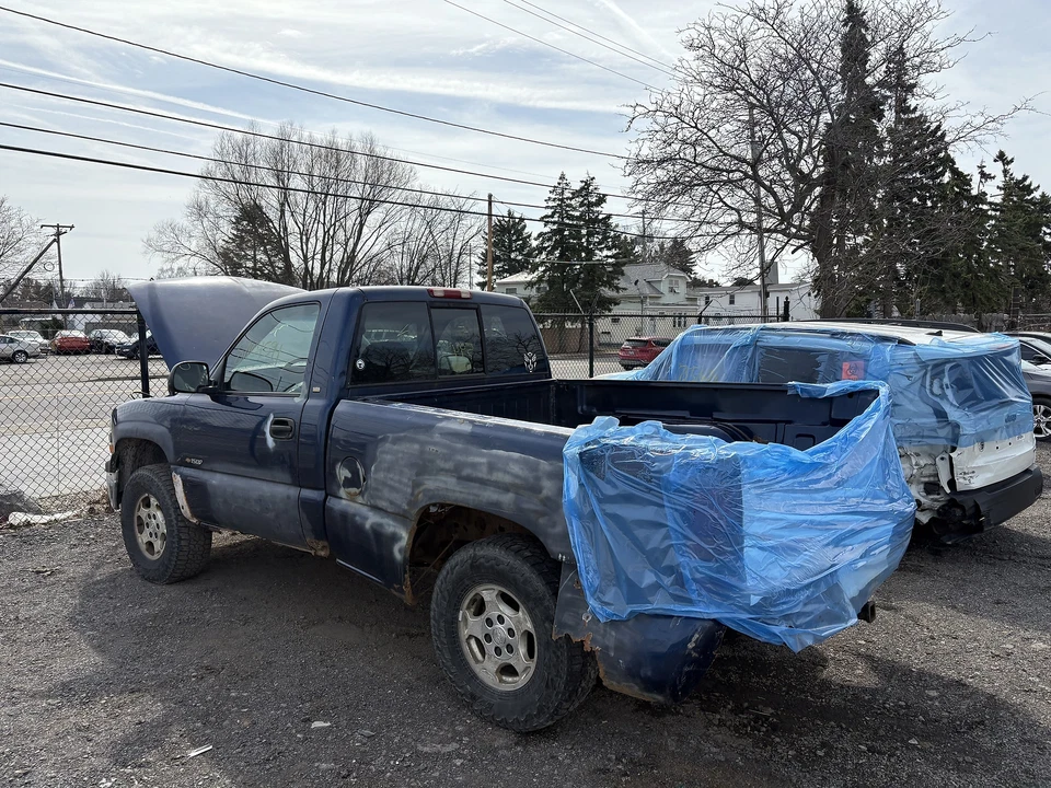 Conjunto de faros izquierdos usados se adapta a: Chevrolet Silverado 1500 2002 camioneta izquierda Gra Foto 4 de 4