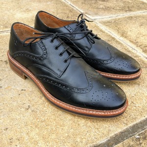 clarks shoes grimsby