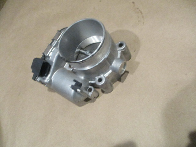 McLaren 570s - LH Throttle Body