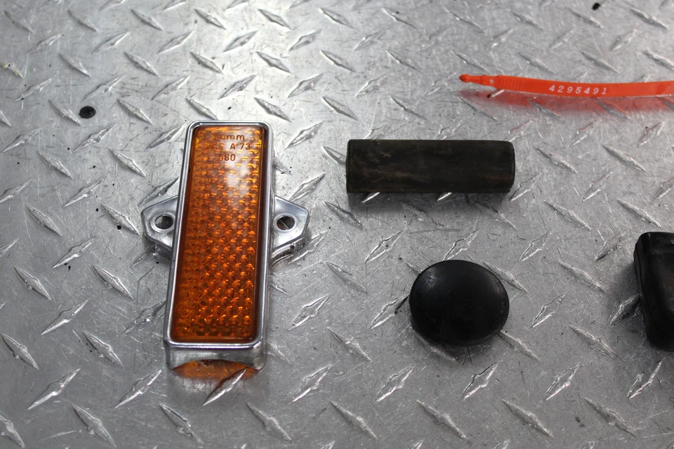 1974 年宝马 R75 6 硬件包螺栓划痕套装 — 第 3/4 张图片