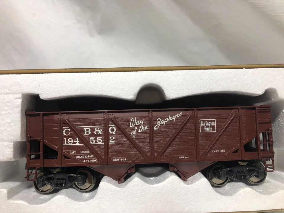 O Gauge K Line BK K6255-1331 CB&Q DC Ribbed 2 Bay Hopper Car #2 4 Car Set 2R - Image 4 of 4