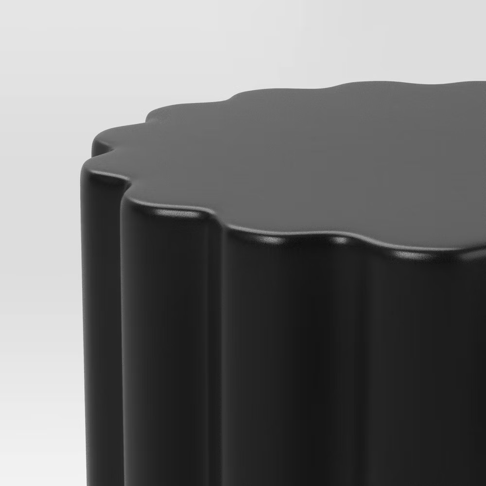 Sculped Round End Table Black - Room Essentials