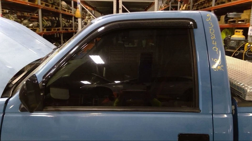 Luz trasera derecha pasajero para camioneta Chevrolet 2500 90-00 585360 Foto 3 de 4