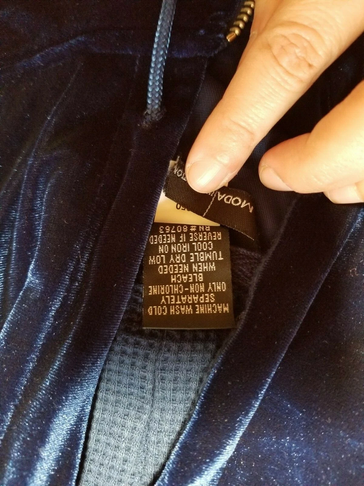 UNDERCOVER MODA INTERNATIONAL VICTORIA'S SECRET FELPA CON CAPPUCCIO FULL ZIP IN VELLUTO BLU TAGLIA XS