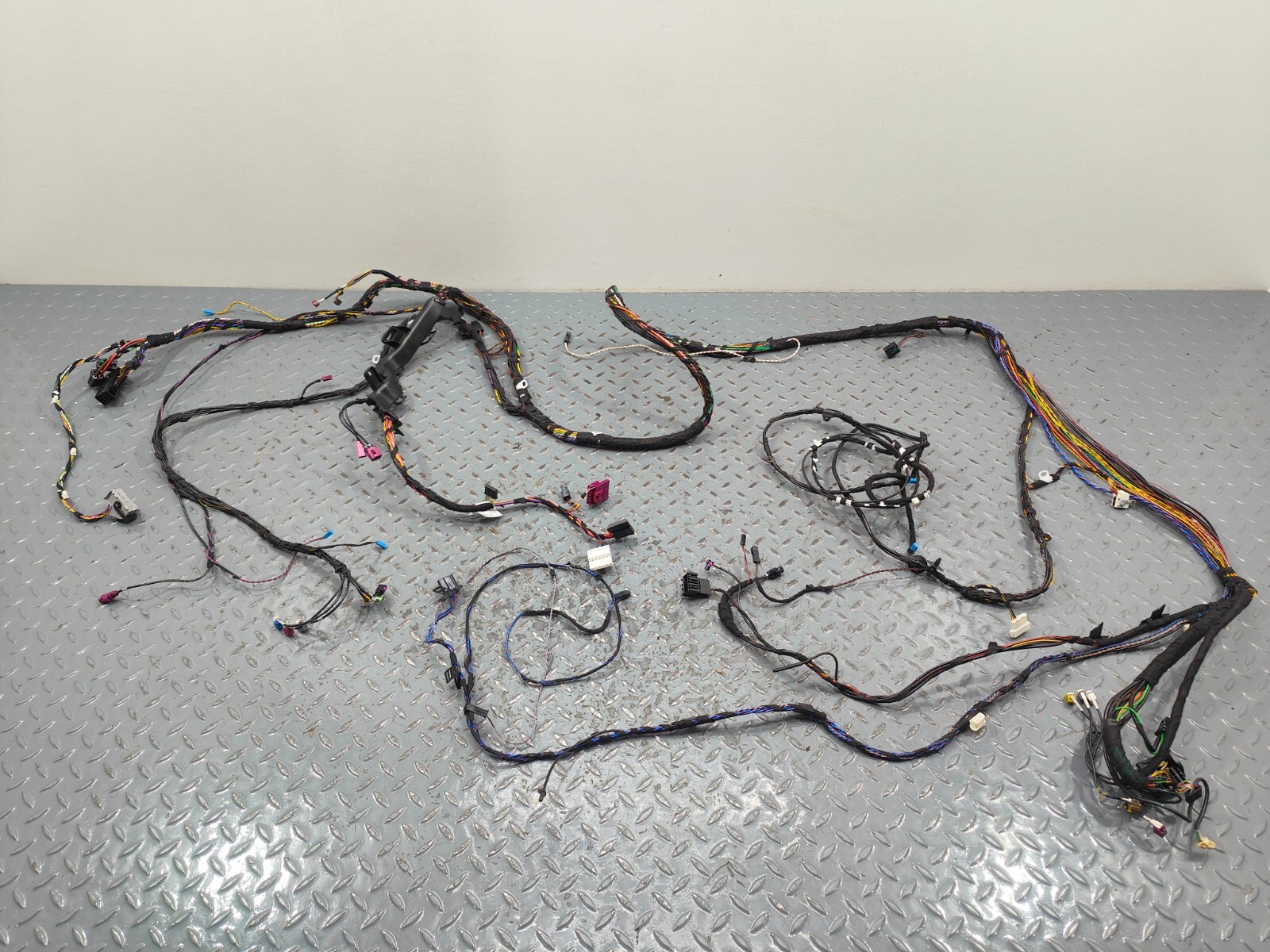 BMW 3 SERIES F30 F31 F80 M3 SAT NAV RADIO LCI TOUCH WIRING LOOM 