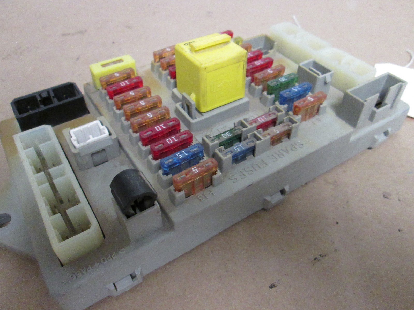 BENTLEY Arnage Red Label - Fuse Box Panel / Relay Board # PM23400PC