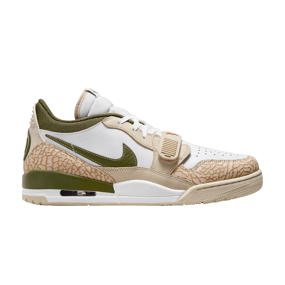 Paris Saint-Germain x Jordan Legacy 312 Low Fourth Kit for Sale