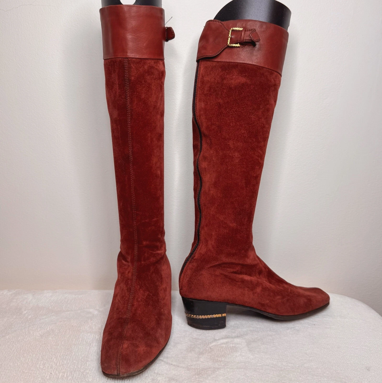 Gucci Bottes hautes femme daim sang de bœuf rouge western taille 36 bordure boucle dorée