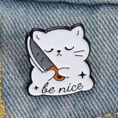Pin's Pins Katze weiß mit einem Messer Killer Cat (Ref. 1a)