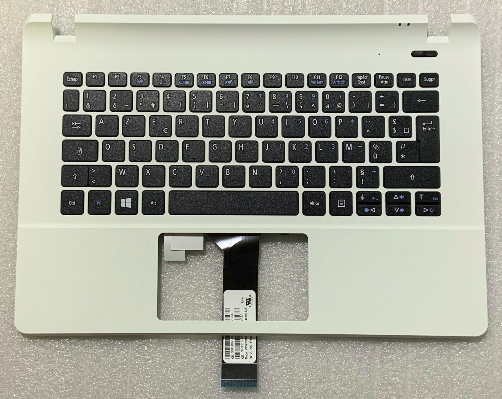 Clavier AZERTY Acer Aspire ES1-331 pour étudier et travailler à la maison