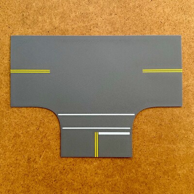 Hot Hobby RoadScapes HO 3-Way Intersection, Single Stop with Parallel Crosswalk