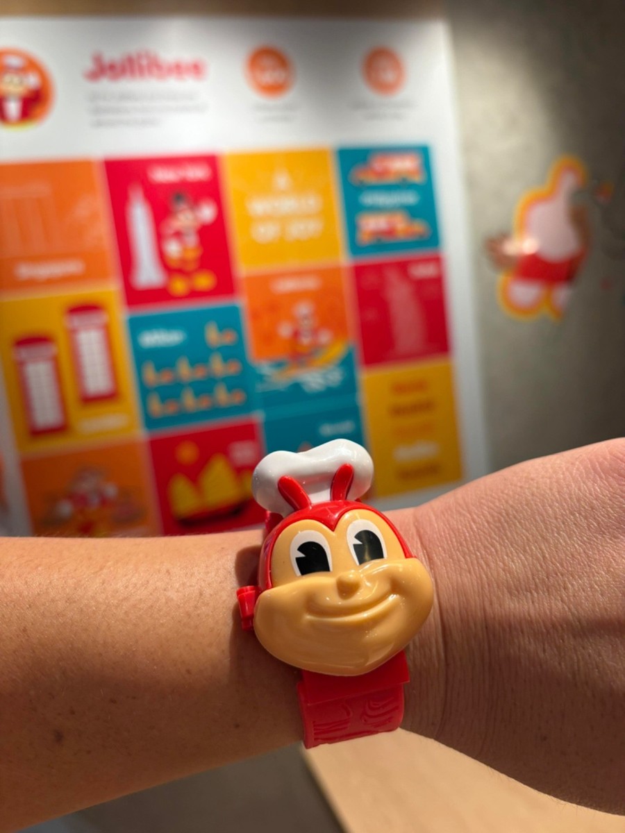 JOLLIBEE時計セット Jollibee Kids Watch Jollibee Jolly Watch Kids Meal NEW | eBay