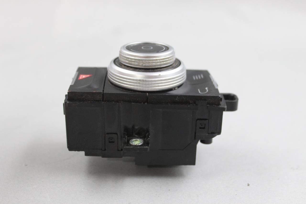 Audio Equipment Radio Fits 2017 MASERATI LEVANTE OEM #40675