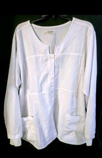 WONDERWINK 2X WOMEN'S FOUR STRETCH WHITE BUTTON UP SCRUB JACKET WITH POCKETS