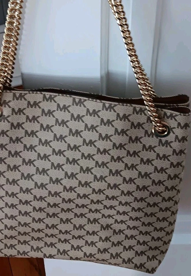 MICHAEL KORS Jet Set Signature Shoulder Tote, Beige W/Tassel - Image 3 of 4