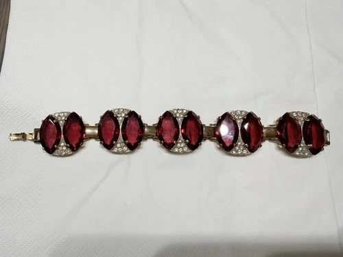 Stunning Vintage 1950’s Costume Jewelry Red Marquis Rhinestones Link Bracelet