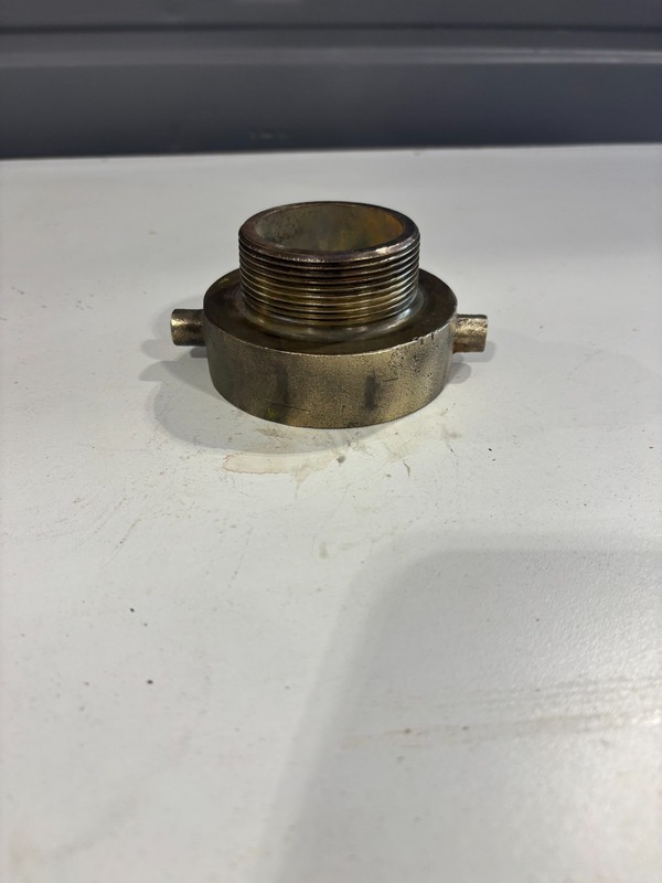 2 1/2'' NST/NH female x 2'' NPT male  #15