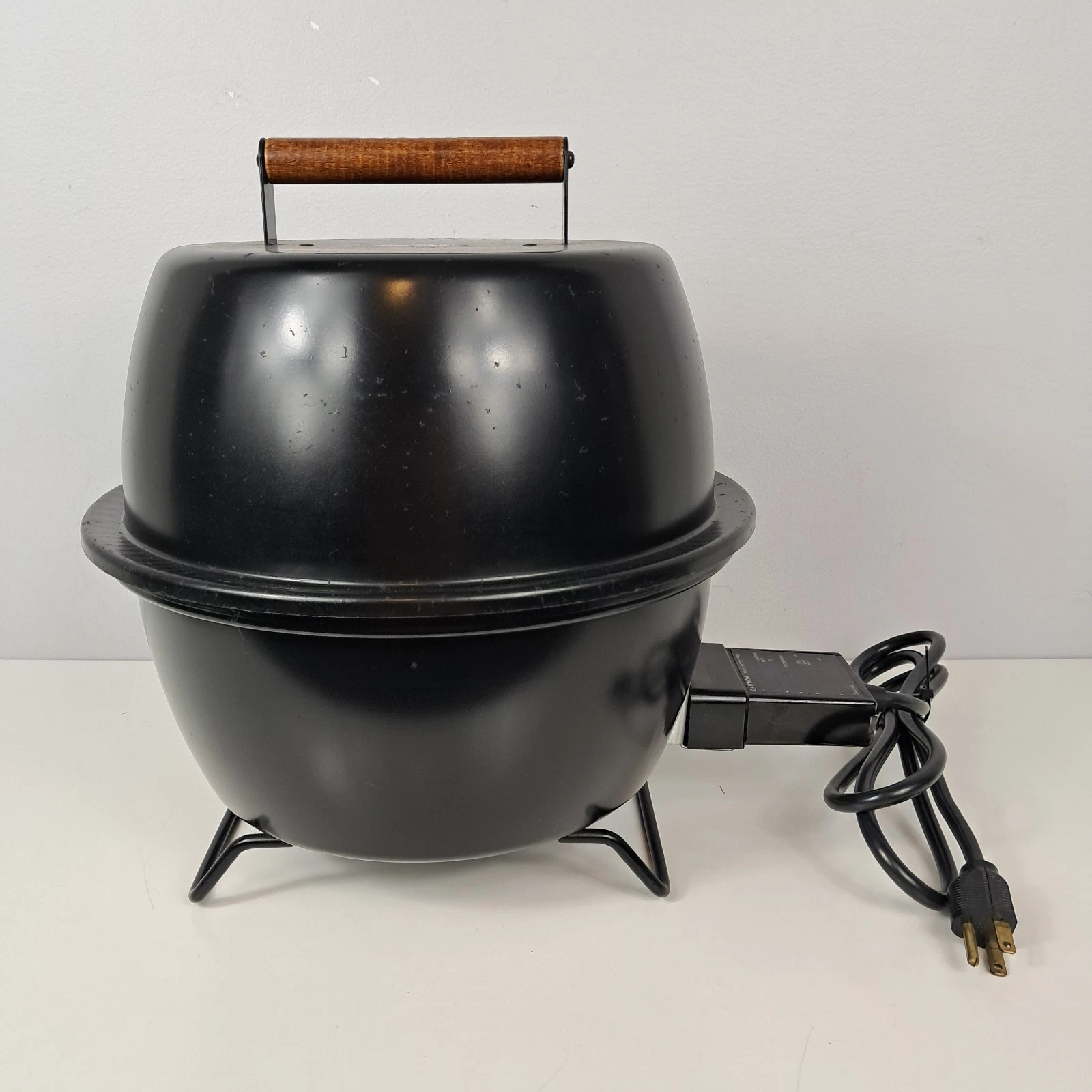 Rival 5820 KC SMOKER Electric Outdoor Portable Barbecue Grill, Manual, & More