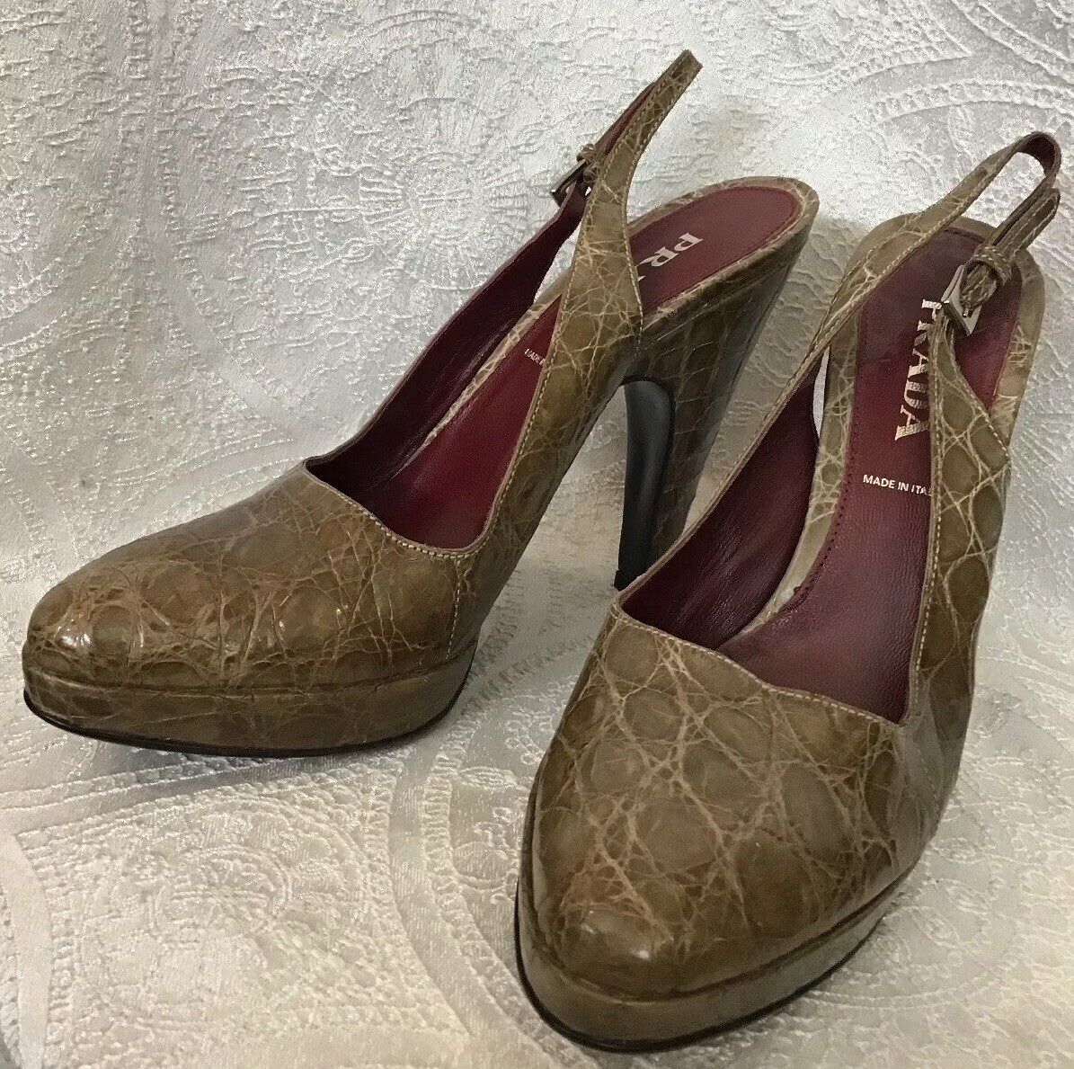 Prada Buckle Flat Pumps Leather 23cm Prada Shoe Taupe Leather Skin