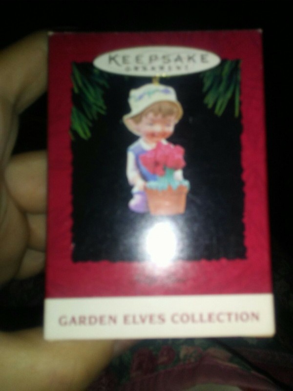 1994 Tulip Time Garden Elves Collection Hallmark Keepsake Christmas Ornament NIB