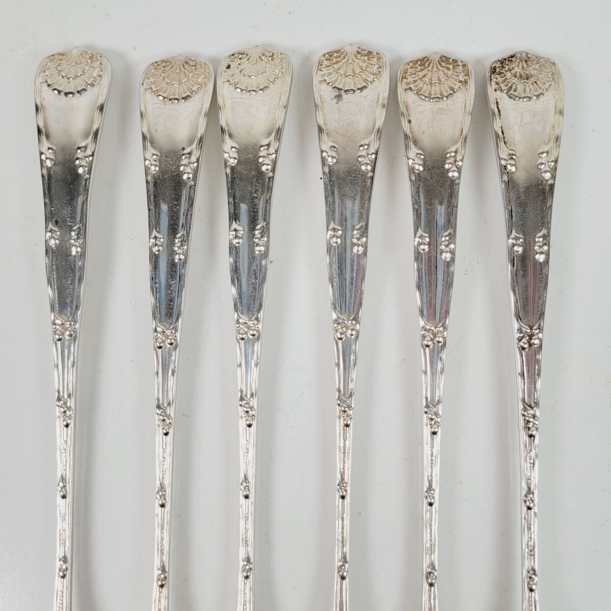 ANTIQUE 6X TIFFANY & CO. WAVE EDGE 6 1/8 ANTIQUE 6X TIFFANY & CO. WAVE EDGE 6 1/8