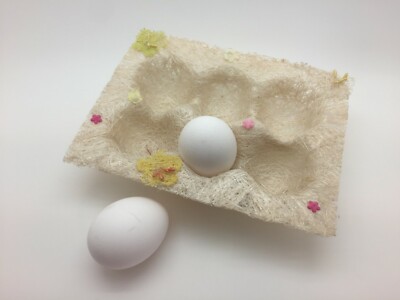 Easter Egg Holder Display Vintage Woven Fiberglass Faux Flower Decoration 7''x5'' 