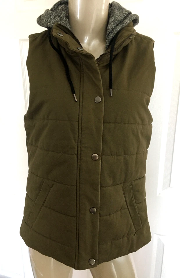 Chaleco Love Tree con capucha para mujer talla Cierre de cremallera y botones verde militar L Foto 2 de 4