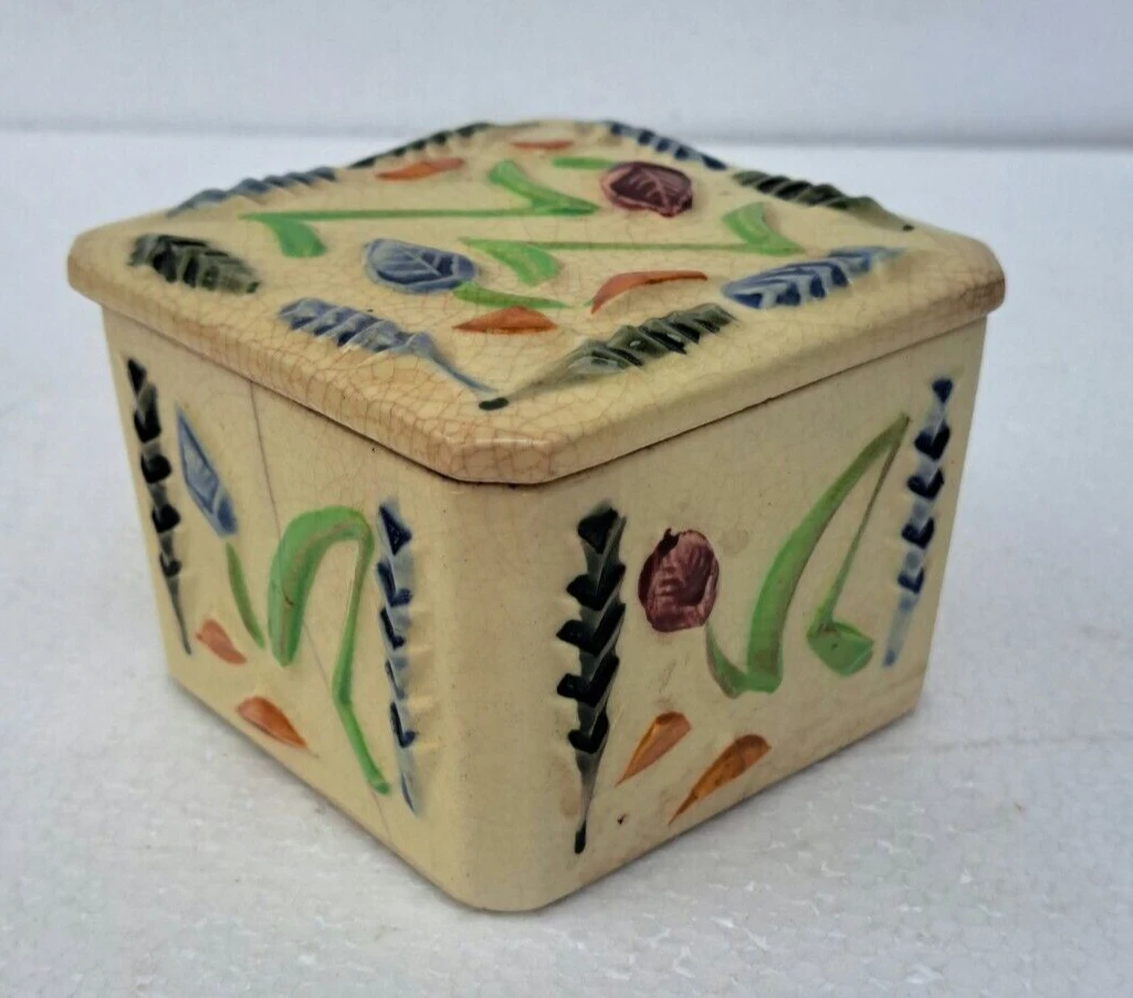 Caja De Mantequilla Cerámica Con Relieve Floral De Forma Cuadrada Única Y Rara