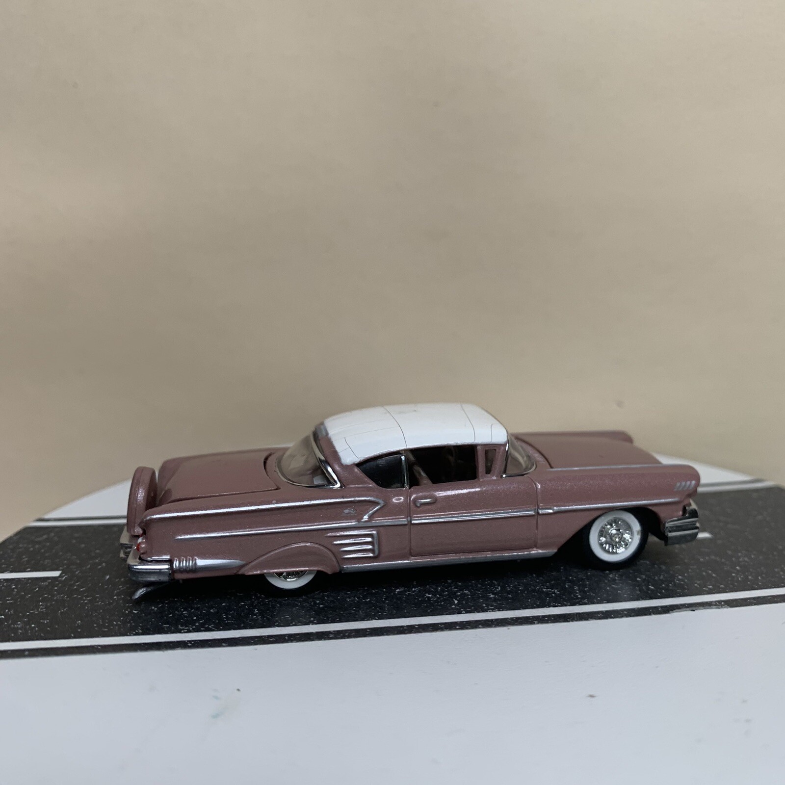 ERTL American Muscle 1958 Chevy Impala 2-Door Hardtop Pink/White Roof 1:64 NM