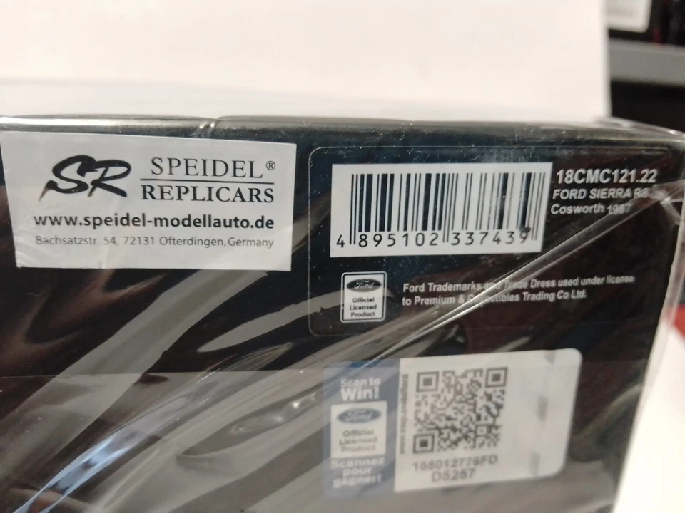 IXO Ford Escort RS Cosworth 1987 1/18 18CMC121.22 - Immagine 3 di 3