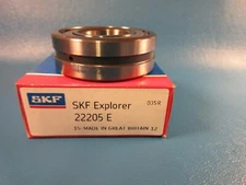 SKF 22205E, Spherical Roller Bearing, Double Row 25 ID x 55 OD x 18mm Width