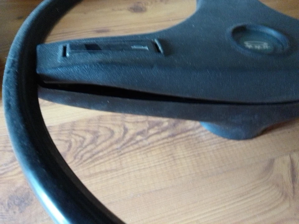 Toyota Corolla 1978-1981 Ke55 Steering Wheel And Horn Button - image 2 of 4