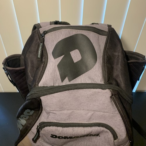 DeMarini Voodoo OG Black & Gray Equipment Backpack Bag for Baseball & Softball - 第 3/7 張圖片