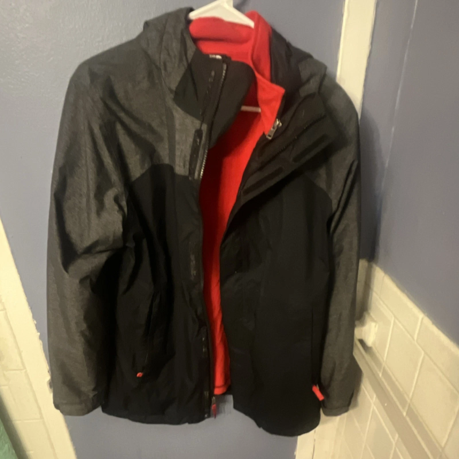 The North Face Boys 3-in-1 Jacket XL (18/20) Black Gray Red Polyester Fleece