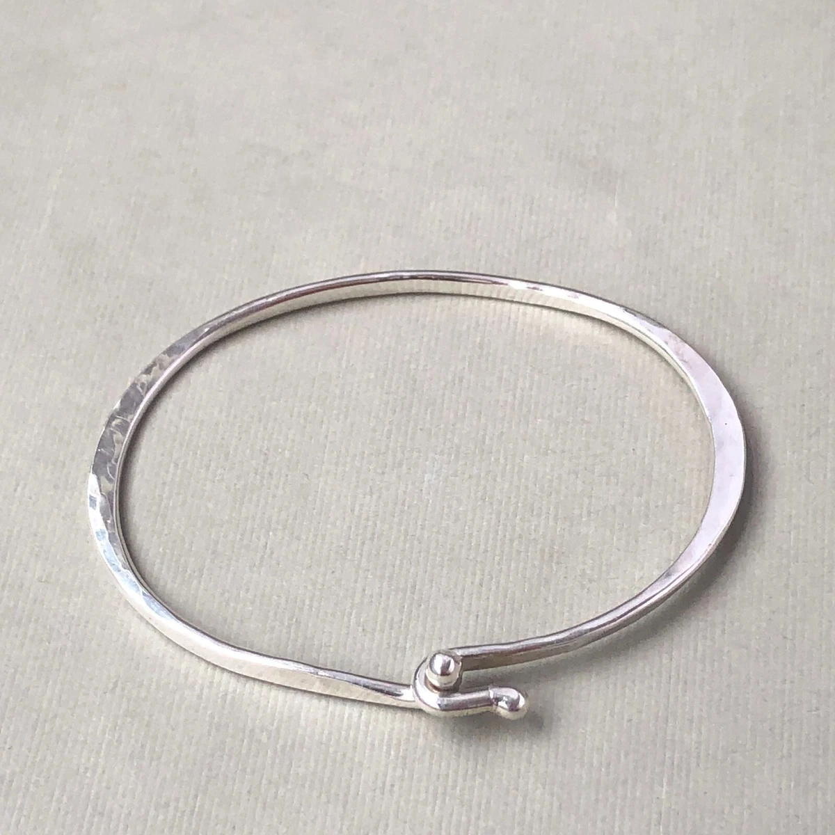JAMES AVERY Hammered Hook On Bracelet Sterling Silver 925 Medium