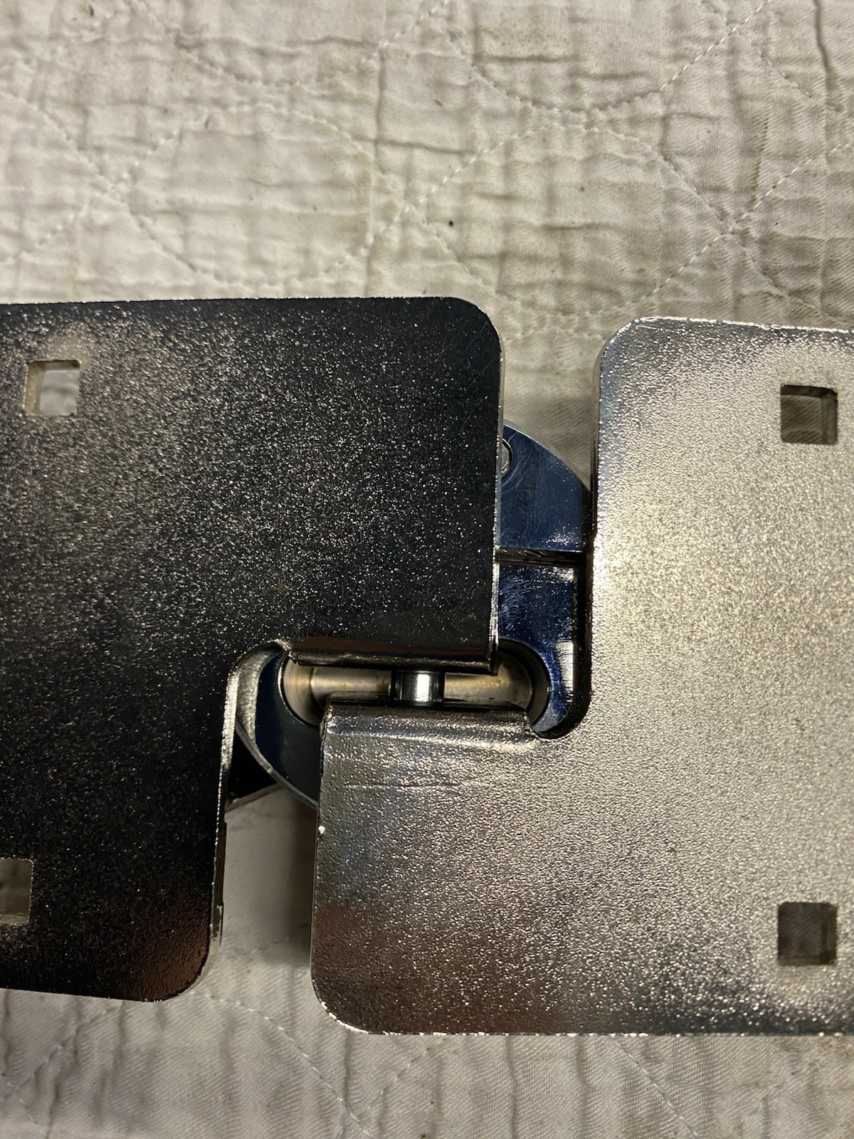 Hidden Shackle Padlock & Hasp With 2 Keys Heavy Duty Gate Lock Stainless Steel