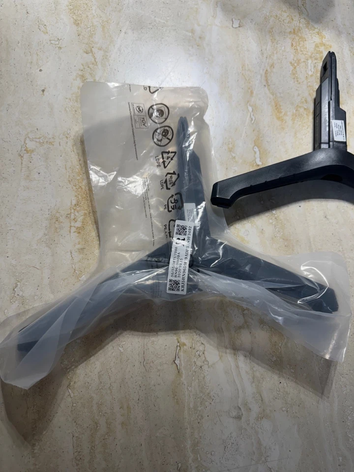 Soporte TV original Samsung 50/55/58 TU7000. Original que viene con el televisor nuevo Foto 3 de 4