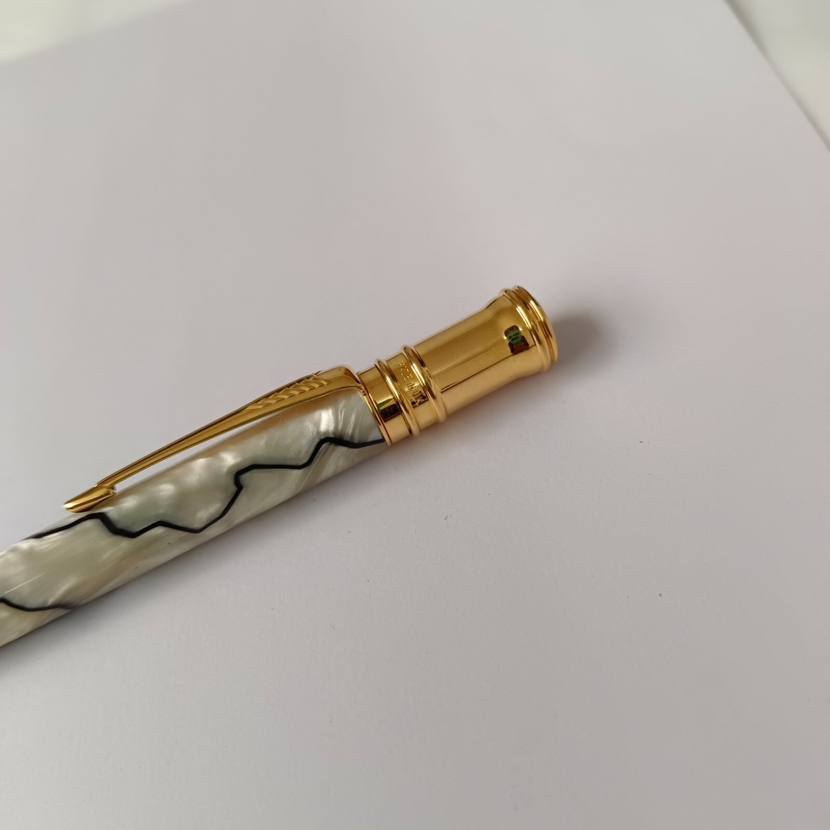 Bracelet HAUBAN or jaune 750 millièmes câble acier