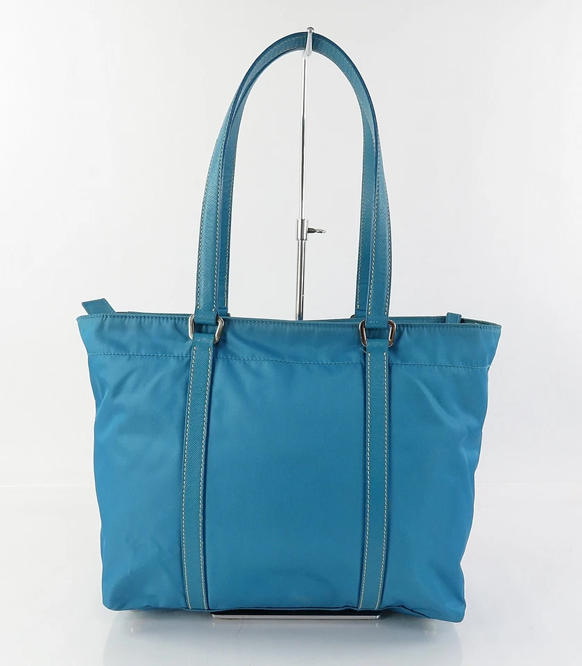 Auténtico bolso de mano PRADA azul de nailon y cuero #61079 Foto 2 de 4