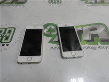Apple iPhone 5s A1533 Silver Gold 16GB Lot of 2 Unlocked iOS Classic
