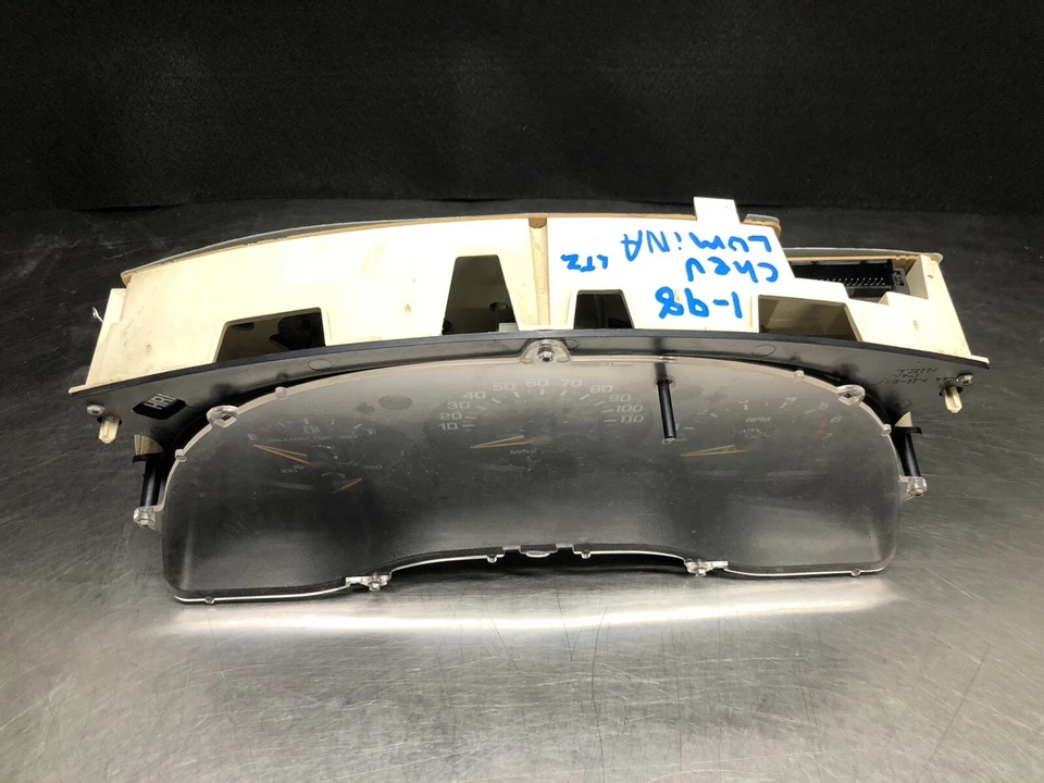 Chevrolet Lumina Monte Carlo 1998 1999 cuadro de instrumentos velocímetro Foto 3 de 4