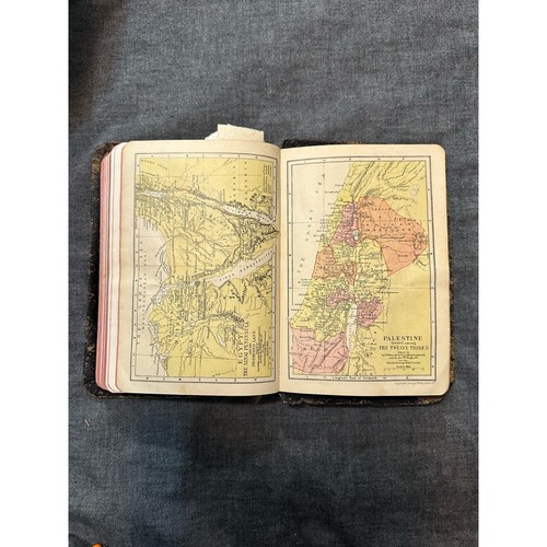 Oxford Bible leather aged worn distressed Bible 1960's printed in London - Picture 15 of 24