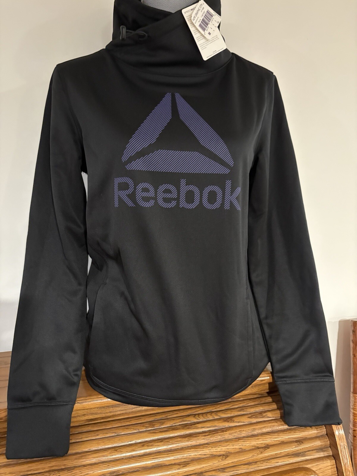 Reebok Women’s Speedwick Training Pullover Black With Purple Logo Size M