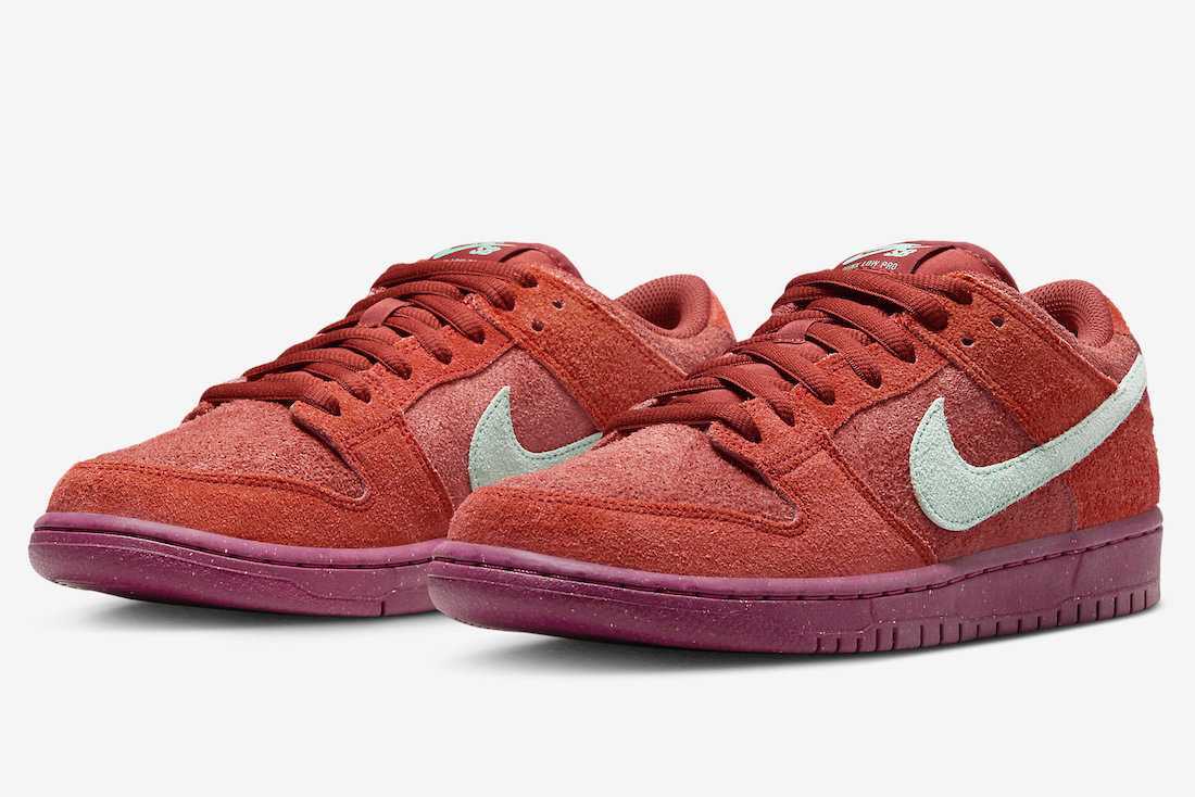 Nike SB Dunk Low Pro PRM Mystic Red and Rosewood DV5429-601