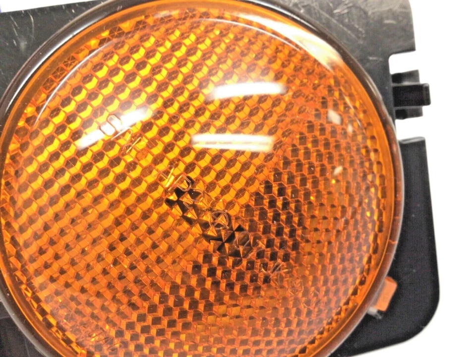 2007-2018 Jeep Wrangler LH Driver Side Marker Lamp Assembly new OEM 55078145AA - Image 3 of 4